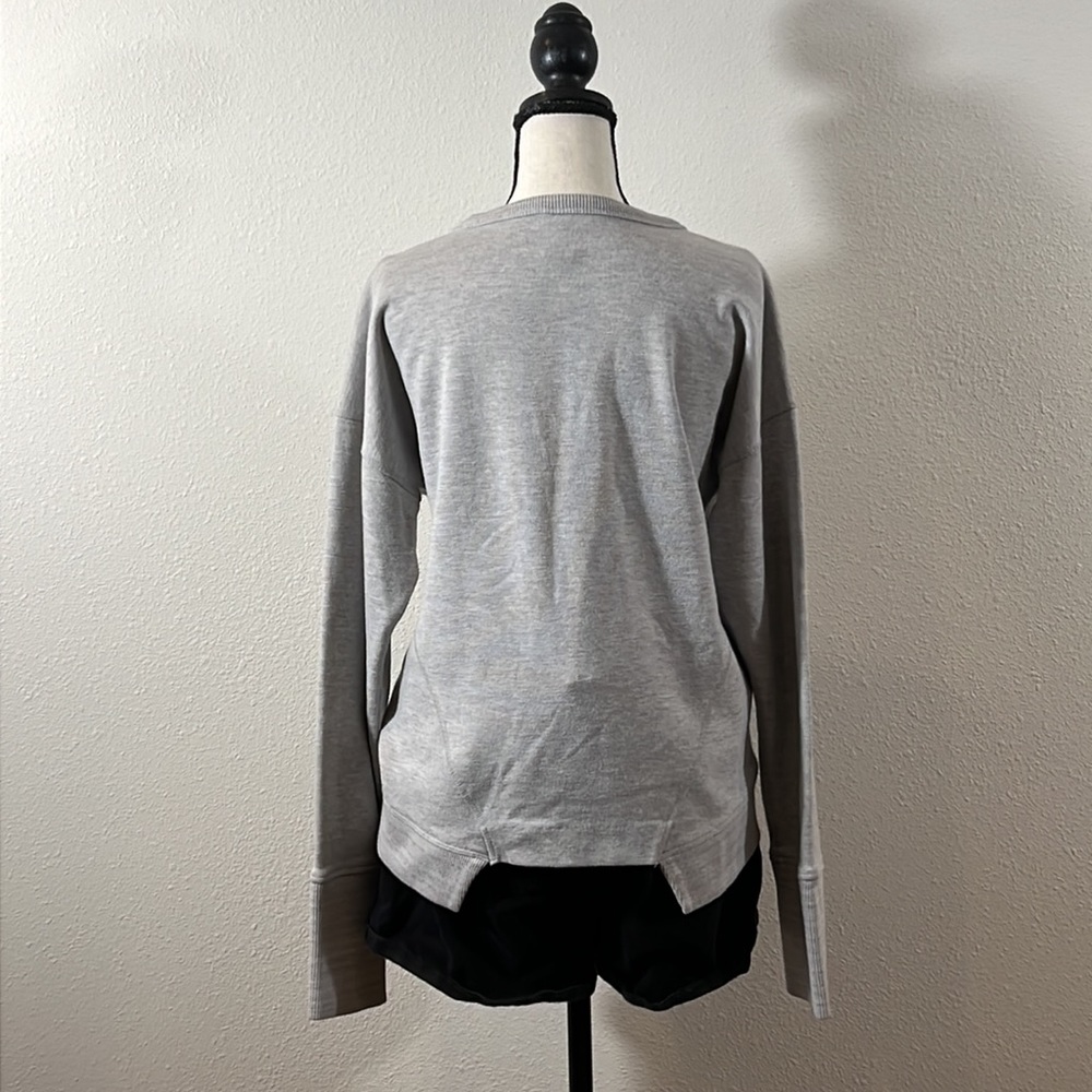 Mountain Hardware Cream Neutral Pullover Crewneck… - image 4